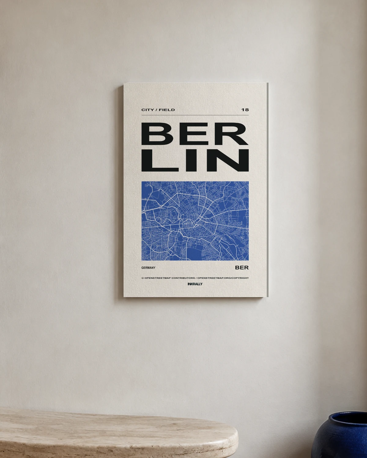 Berlin / City Field — A bright entryway with natural textures