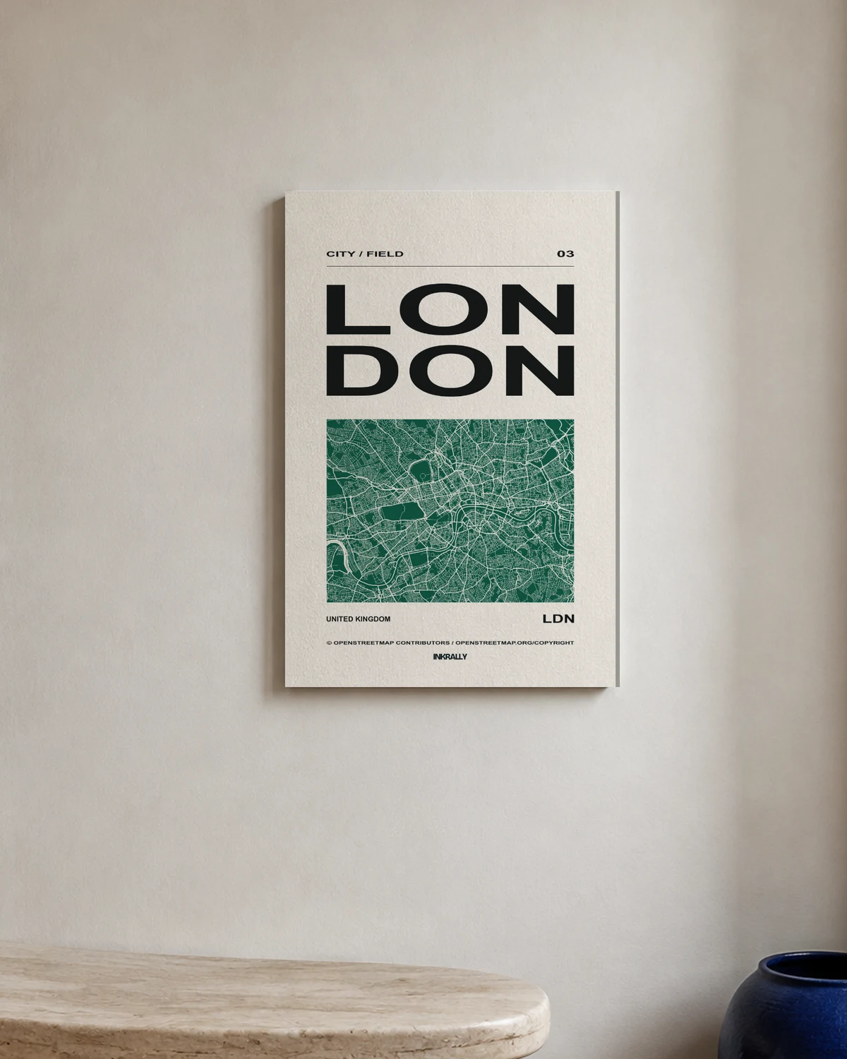 London / City Field — A bright entryway with natural textures